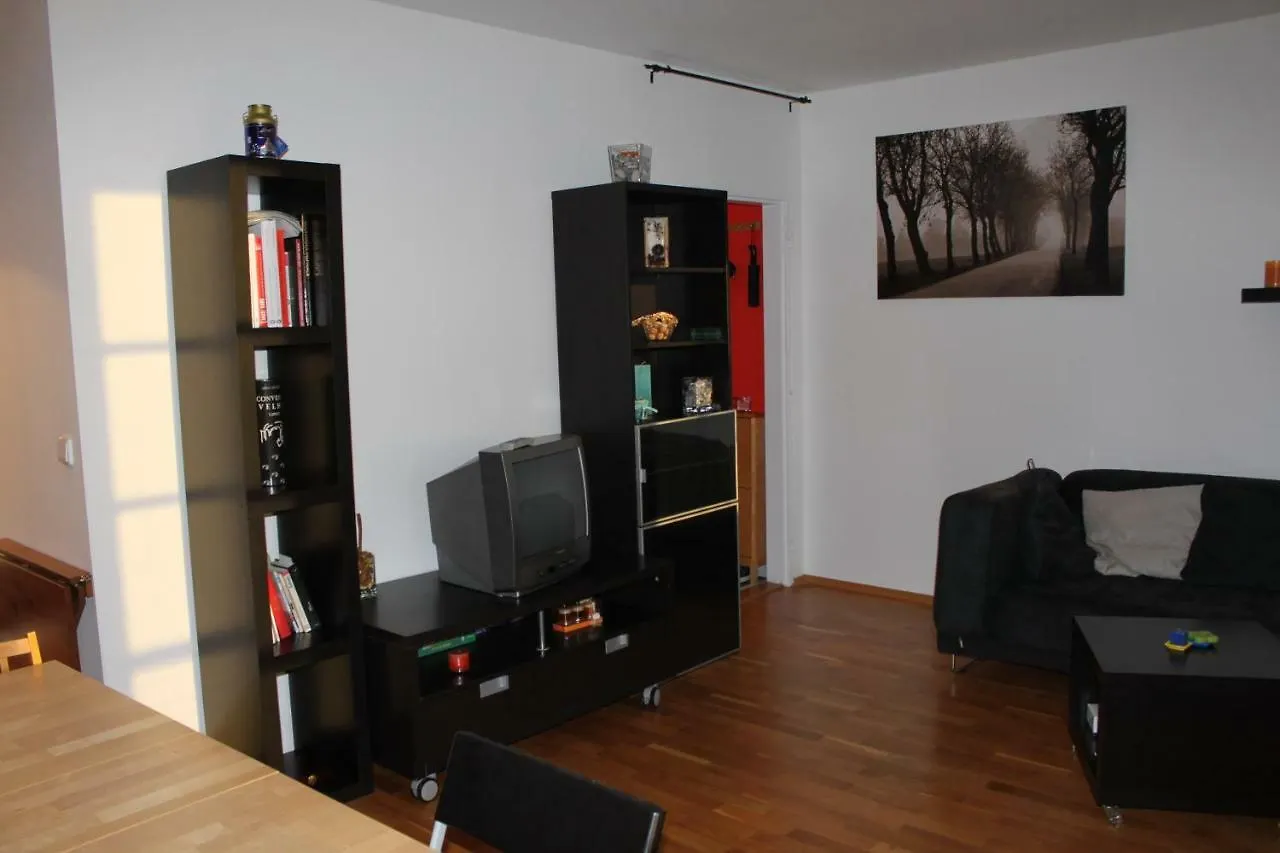Sunny Two-Story Apartment Kyje Prague 0*,
